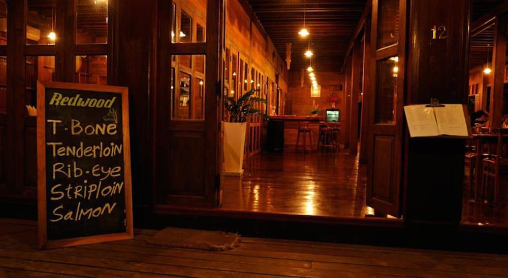 Riverhouse-The Teak House Mae Sariang Exterior photo
