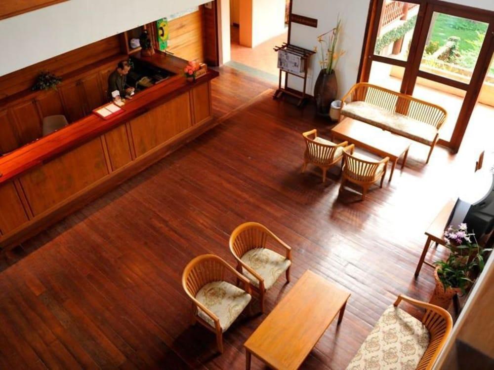 Riverhouse-The Teak House Mae Sariang Exterior photo