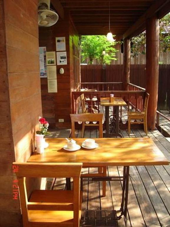 Riverhouse-The Teak House Mae Sariang Exterior photo