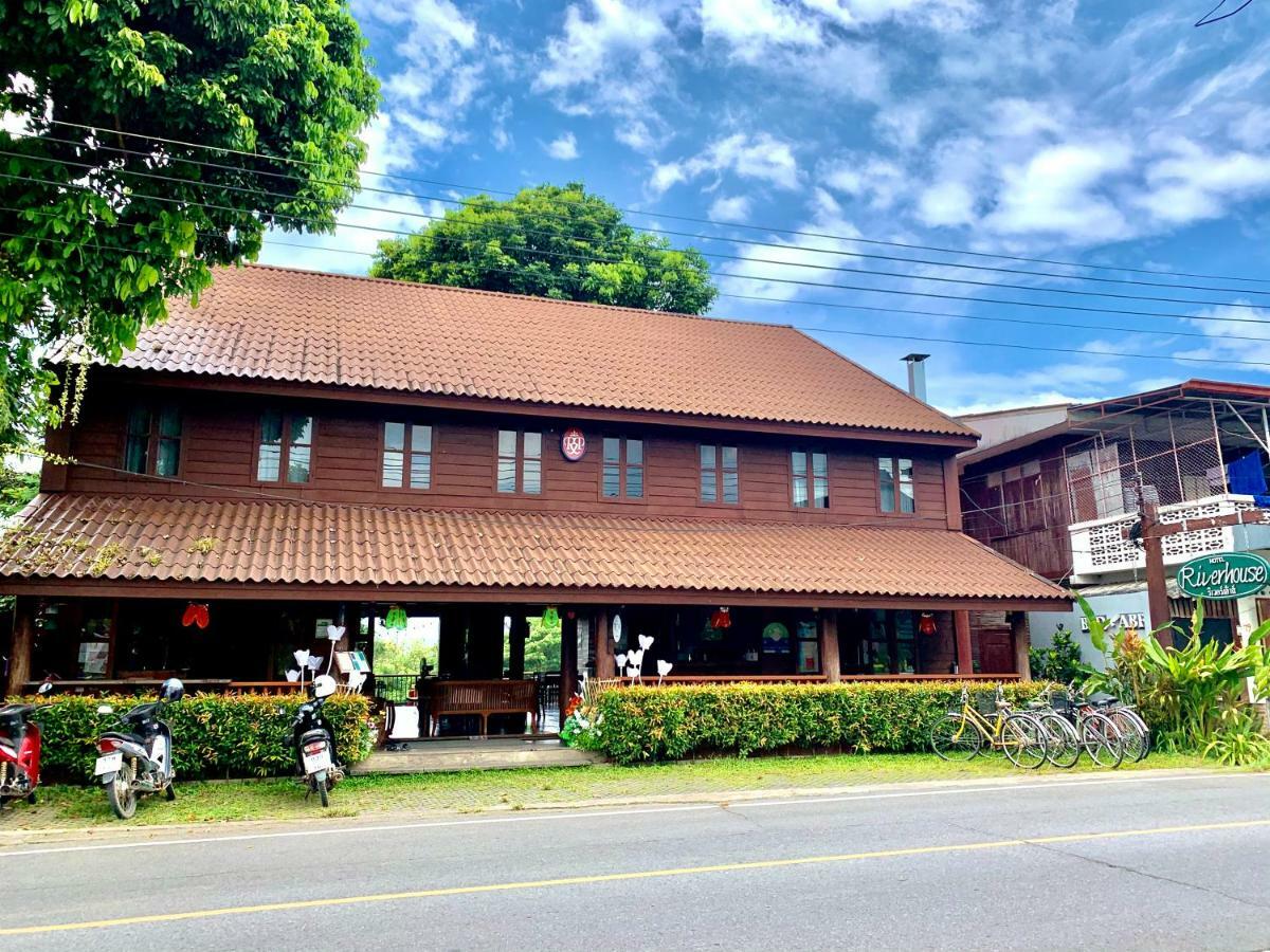 Riverhouse-The Teak House Mae Sariang Exterior photo